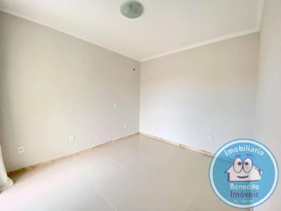 Imagem Vendo casa com 02 Pavimentos em Loteamento Fechado em Porto Seguro