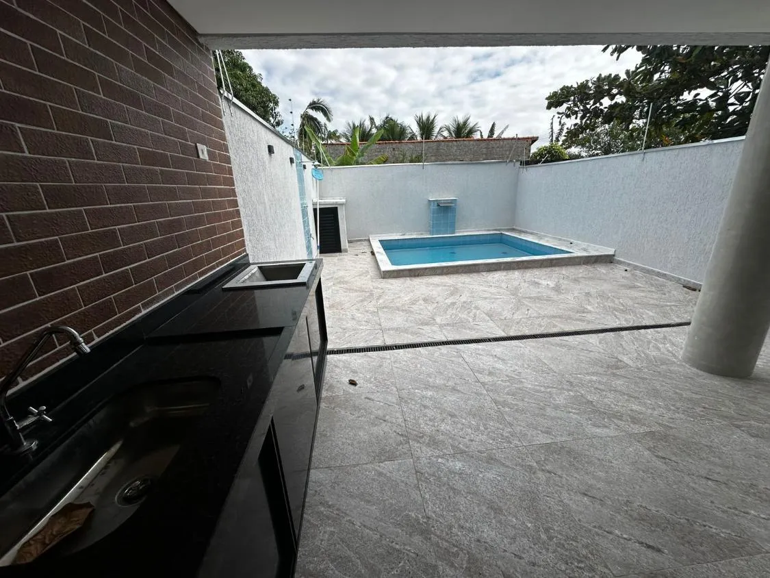 Imagem CASA NOVA COM PISCINA, 03 DORMITÓRIOS E ACEITA FINANCIAMENTO BANCÁRIO NO CIBRATEL II EM ITANHAÉM