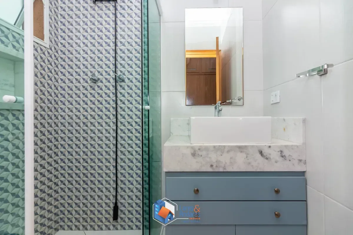 Imagem Casa para venda em Parque São Domingos com 3 quartos, sendo 1 suíte, 220m²