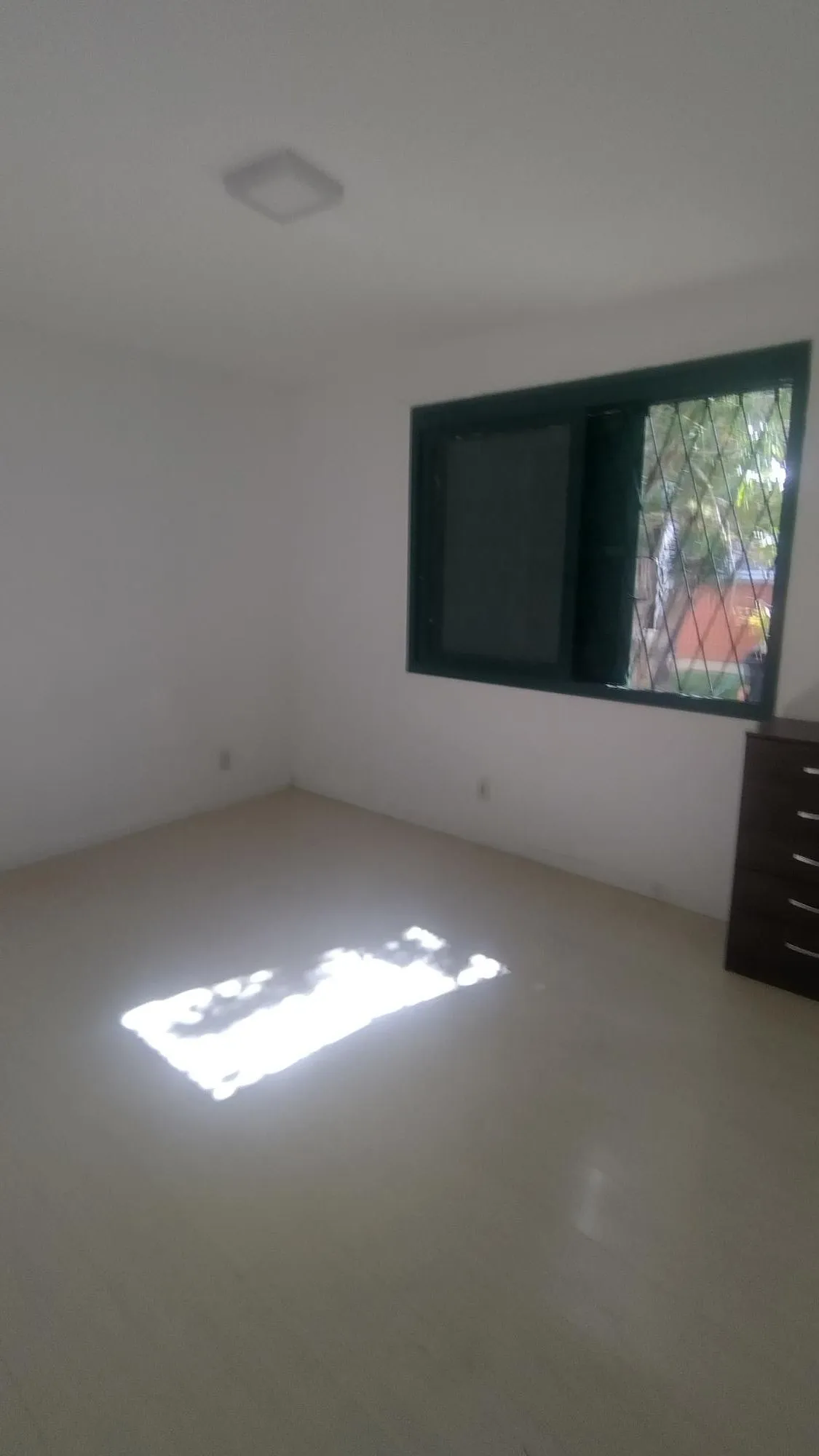Imagem Apartamento 2 dormitórios com sacada no Partenon