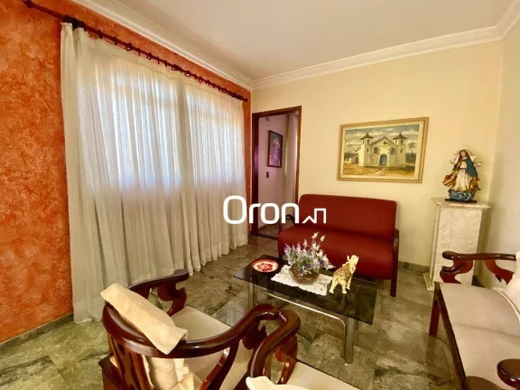 Imagem Sobrado à venda, 420 m² por R$ 1.300.000,00 - Santa Genoveva - Goiânia/GO