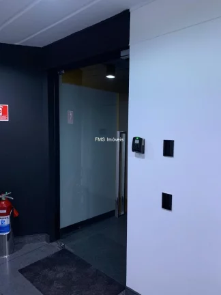 Imagem Conjunto comercial com renda a venda na Vila Olímpia.