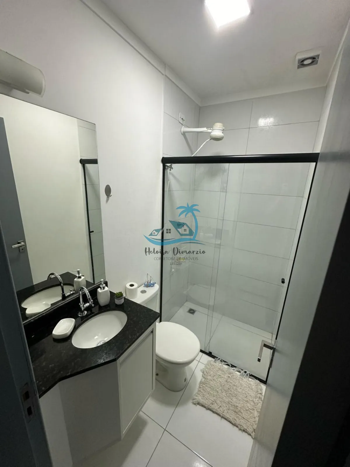 Imagem Apartamento mobiliado com 2 dormitórios a venda em Ubatuba, silop - centro