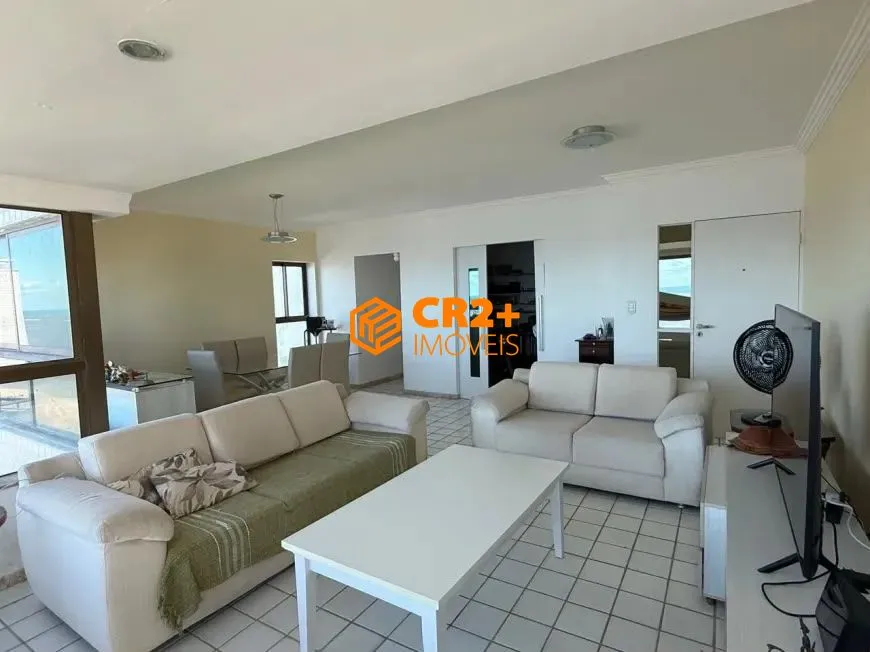 Imagem Vendo excelente apartamento beira mar de Candeias com 3 quartos e 2 vagas de gar