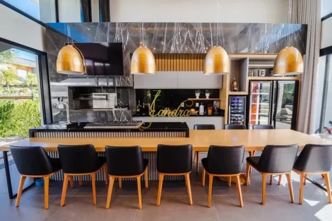 Imagem Casa térrea em condomínio fechado mobiliada e decorada