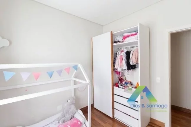 Imagem Sobrado com 3 Quartos e 3 banheiros à Venda, 196 m² por R$ 2.180.000