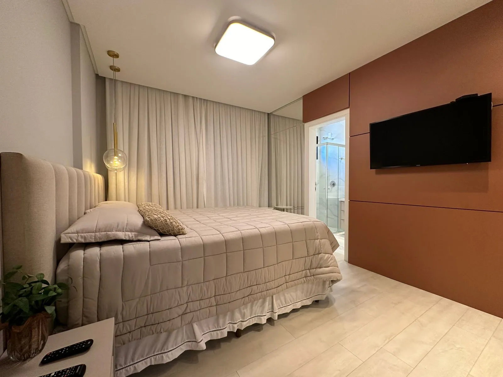 Imagem Apartamento com vista para o mar à venda com 187m2 por R$ 4.900.000,00