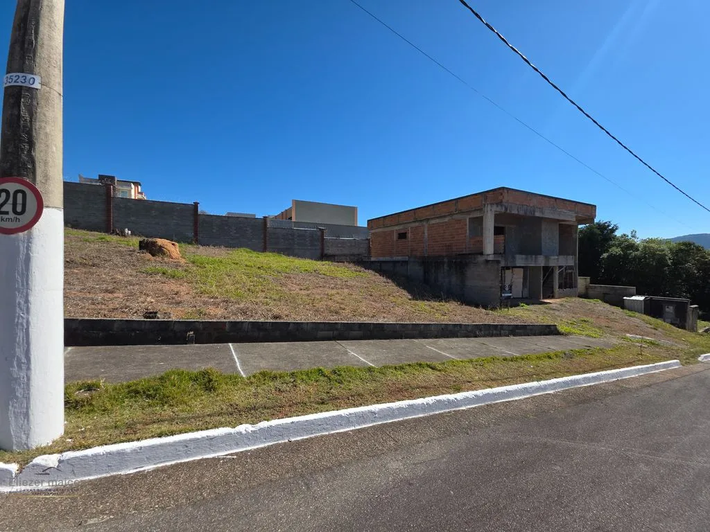 Foto do imóvel Terreno a venda em condomínio fechado bairro Centre Ville em Poços de Caldas