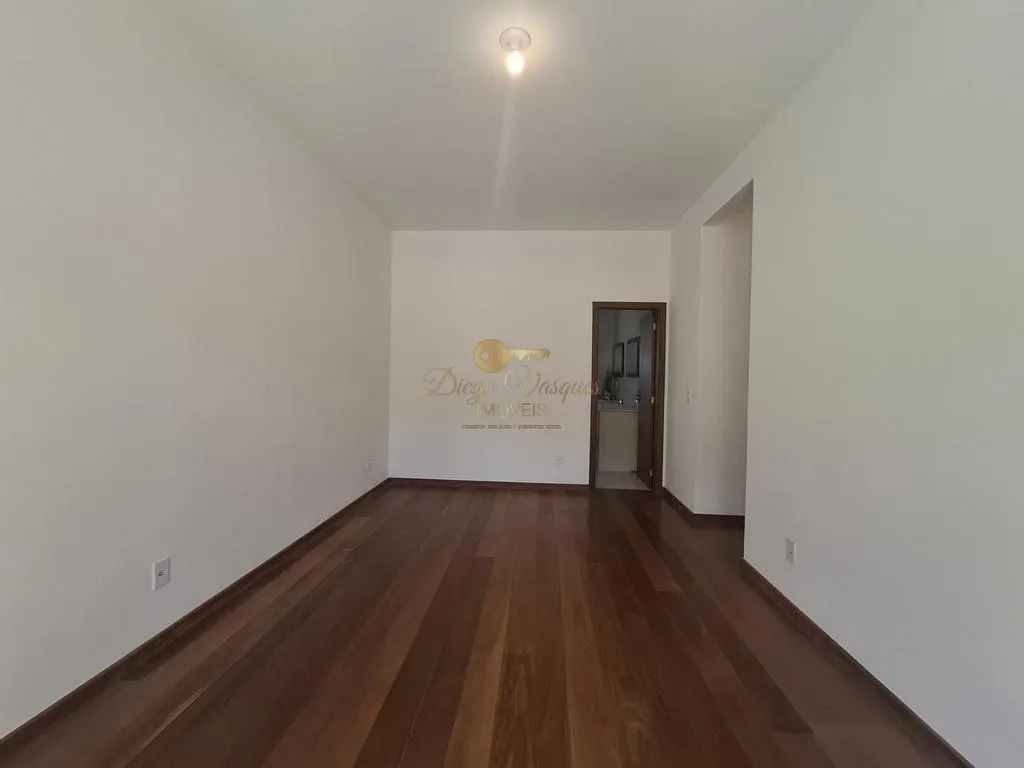 Imagem Casa para Venda em Teresópolis / RJ no bairro Green Valley