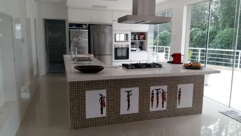 Imagem Casa em condomínio para Venda por R$3.600.000,00 com 650m², 4 salas, 5 banheiros e 4 vagas - Serra da cantareira, Mairiporã / SP - Cód. BDI13848