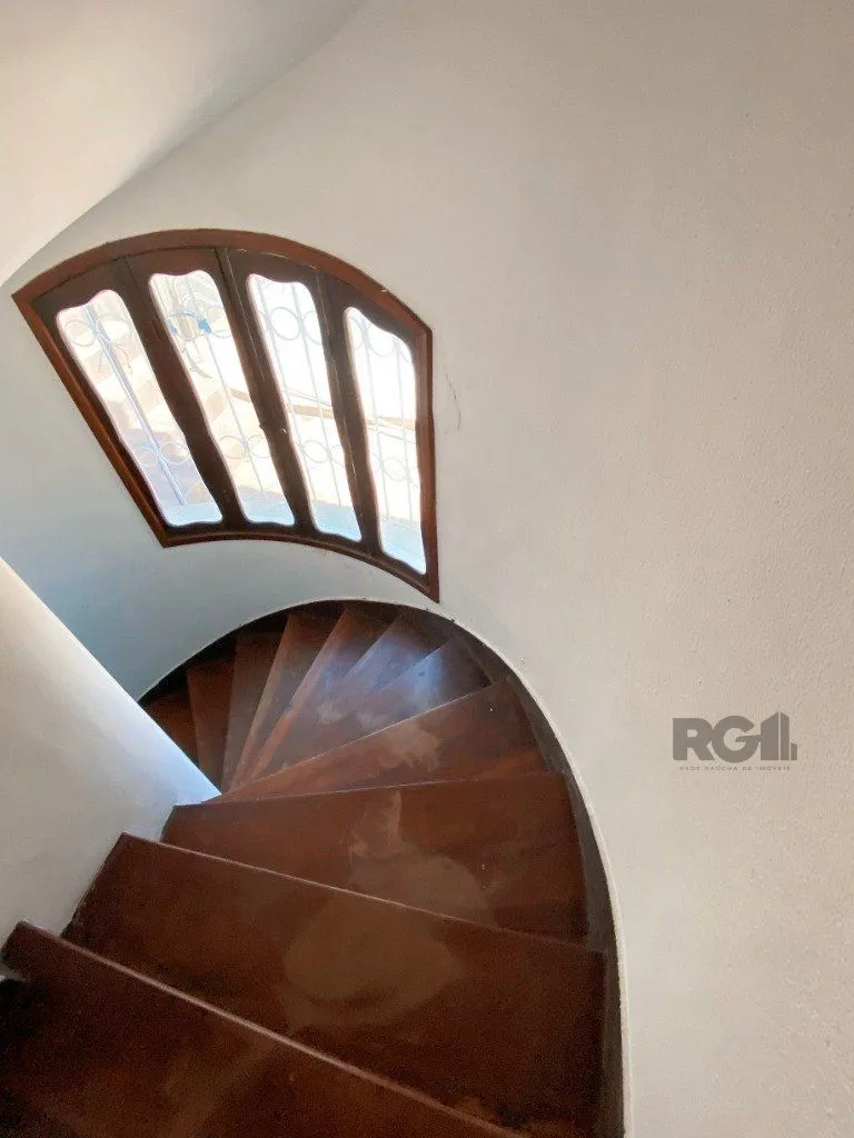 Imagem Casa no Teresópolis de 4 dormitórios e 4 vagas
