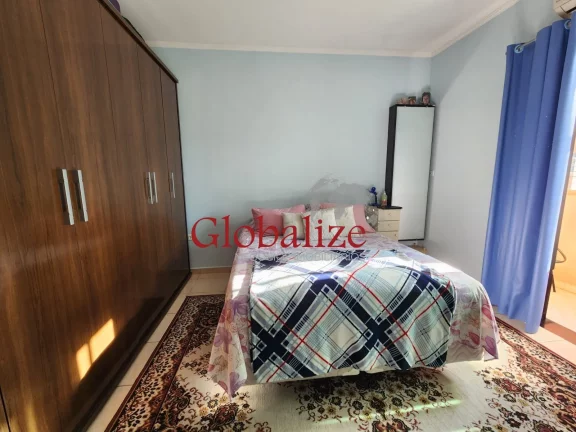 Imagem Sobrado à venda no Bairro Estuário em Santos com 3 suítes, 2 vagas por R$960.000,00