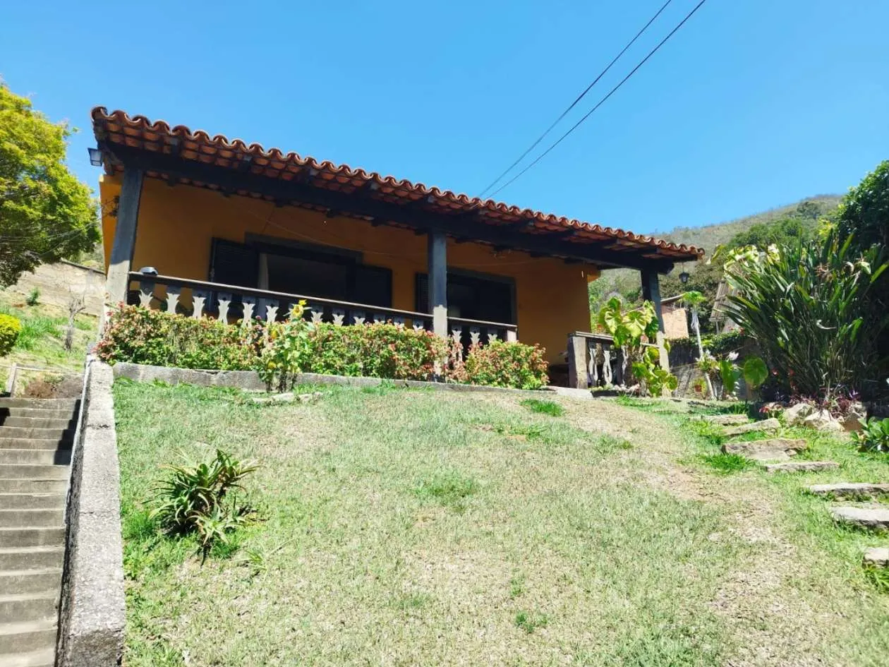 Imagem Casa para Venda em Petrópolis / RJ no bairro Corrêas