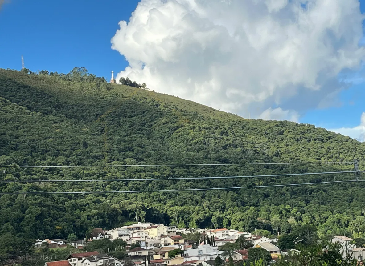 Imagem Casa 2 quartos à venda em São Geraldo, Poços de Caldas