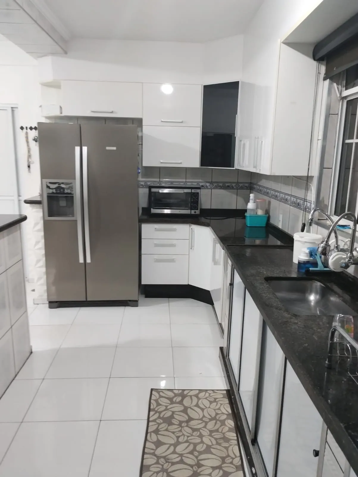 Imagem Sobrado de 393m², Localizado no Bairro Vila Cassia Maria Sorocaba - SP!