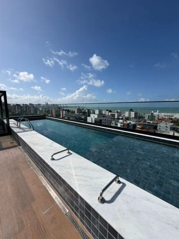 Imagem Apartamento de 72 m² em Manaíra, a 350 m da praia, com 2 quartos, suíte, varanda e condomínio completo.
