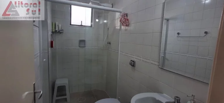 Imagem Excelente oportunidade de investimento: Apartamento à venda em Praia Grande-SP, Aviação! 1 quarto, 1 sala, 1 banheiro, 1 vaga, 50m².