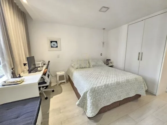 Imagem Apartamento de Luxo na Pituba: 3 suítes, 113m², finamente decorado, com closet e ar-condicionado. Imperdível!