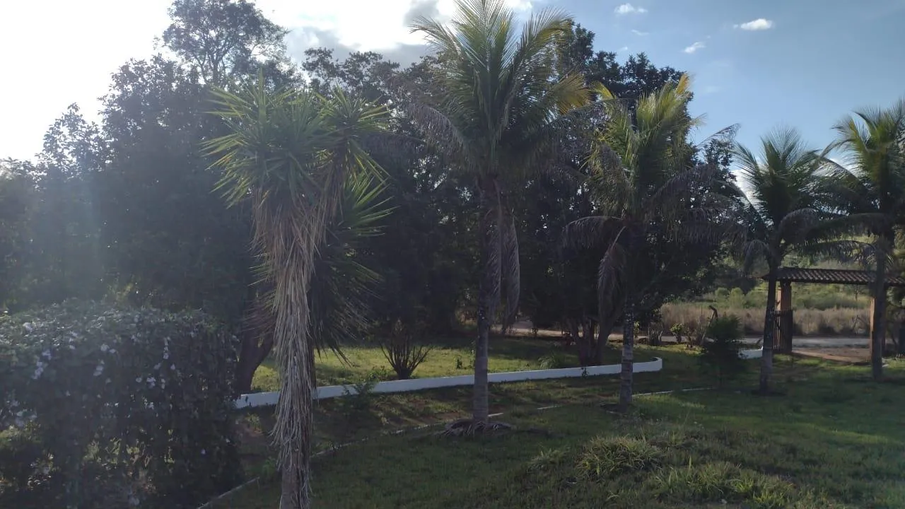 Imagem Vendo um ótimo sítio em Esmeraldas/MG ,com 8.000 m² de terreno