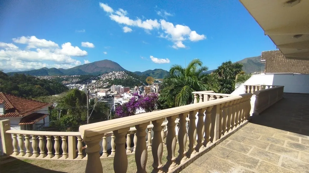 Imagem Casa para Venda em Teresópolis / RJ no bairro Panorama