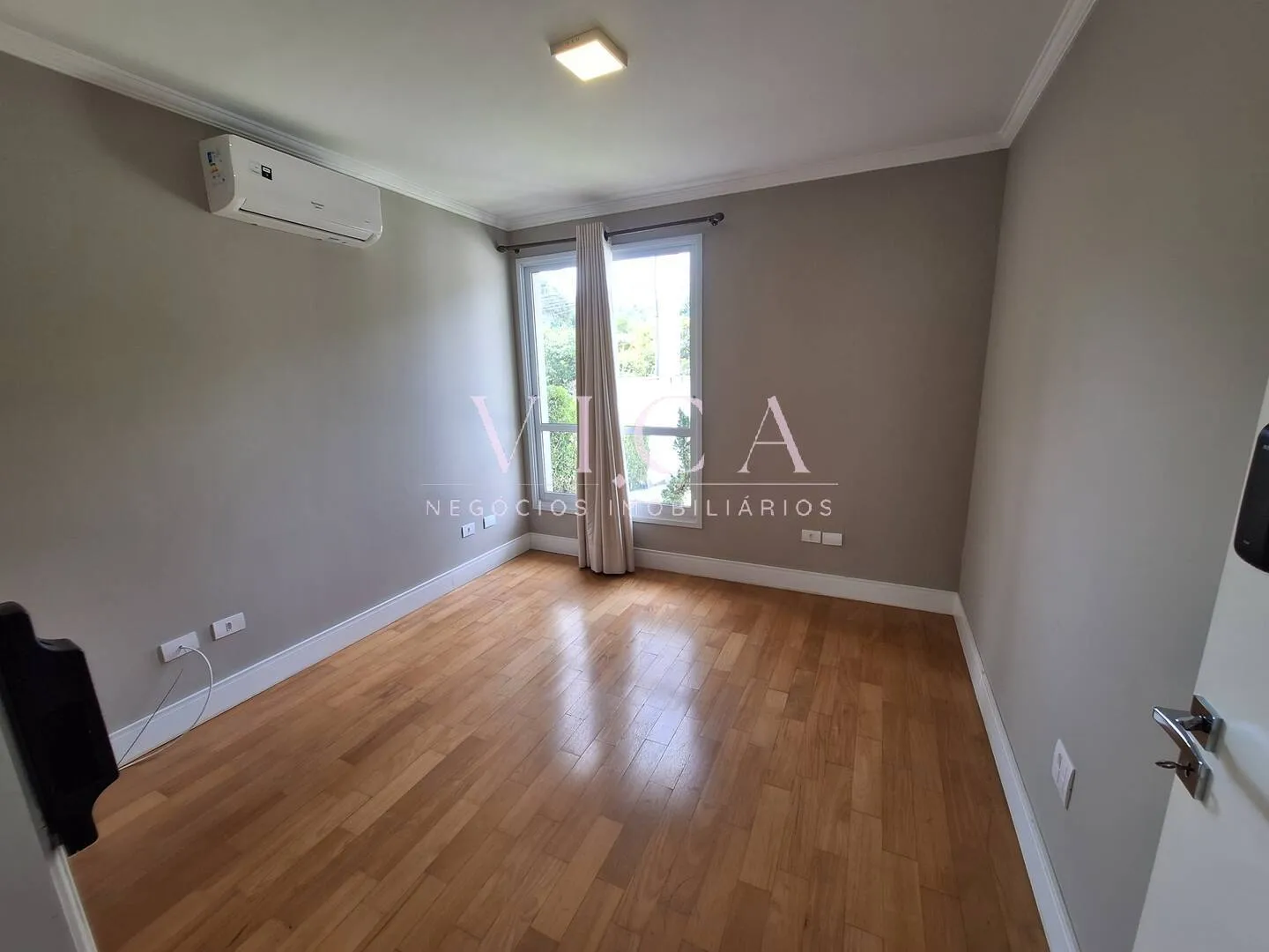 Imagem Casa com 4 suítes, 468m² para venda por R$ 5.000.000 - Alphaville/SP