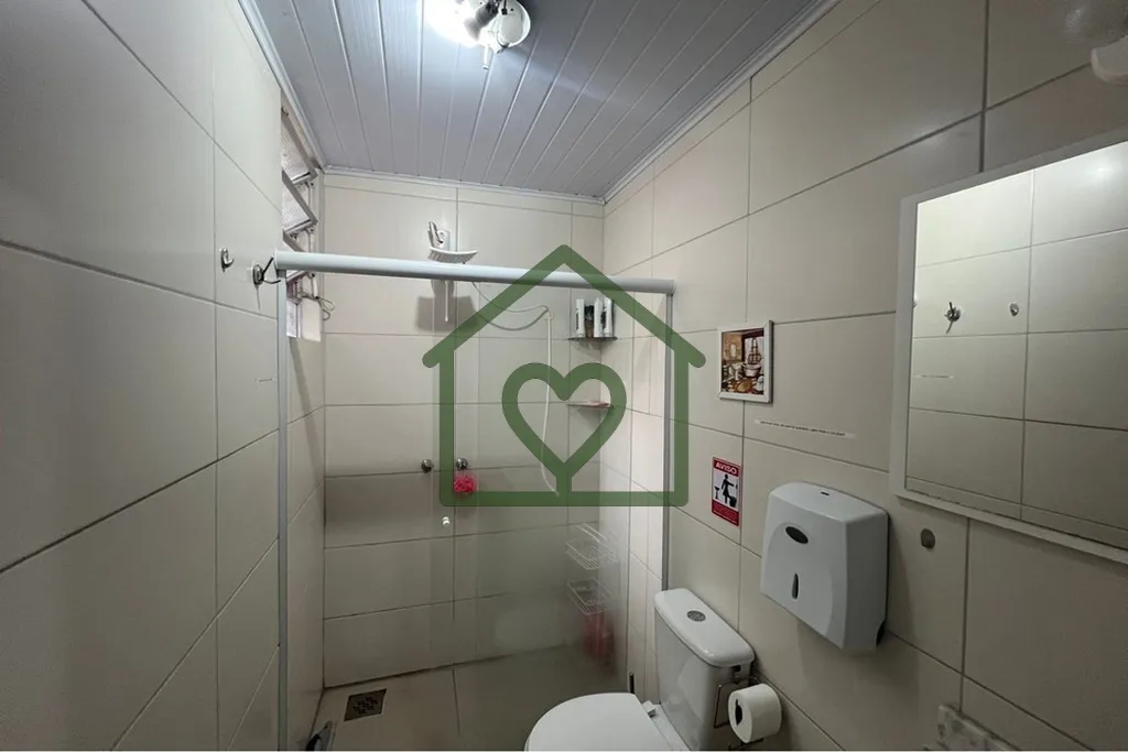 Imagem Descubra esta incrível oportunidade de adquirir sua nova casa em Porto Alegre, no charmoso bairro P...