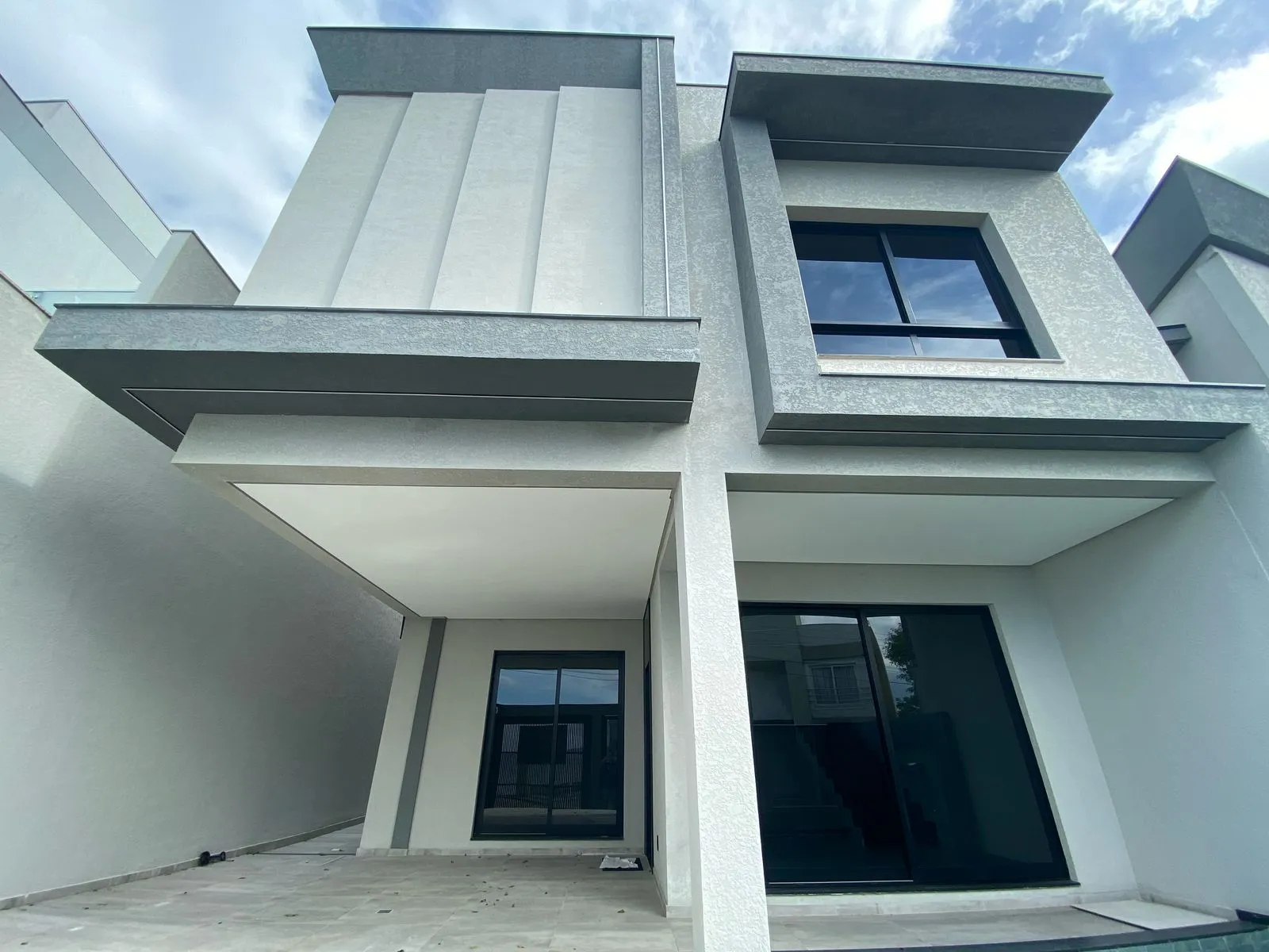 Foto do imóvel Casa com vista para o mar à venda com 200m2 por R$ 4.200.000,00