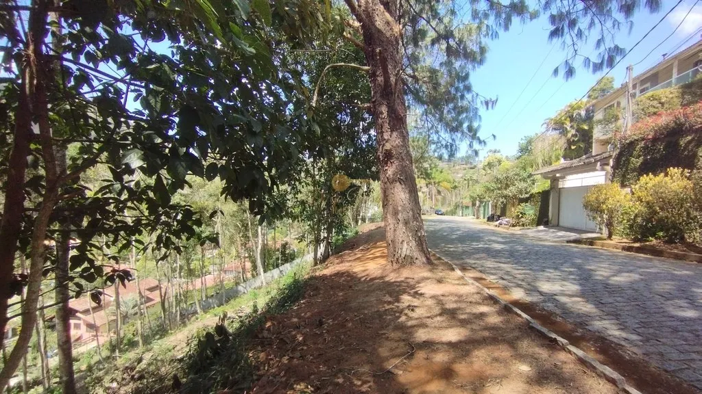 Foto do imóvel Terreno em Condomínio para Venda em Teresópolis / RJ em Rua dos Jequitibás