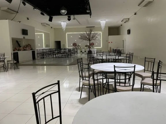Imagem Vendo Prédio Comercial em Santo André, Campestre