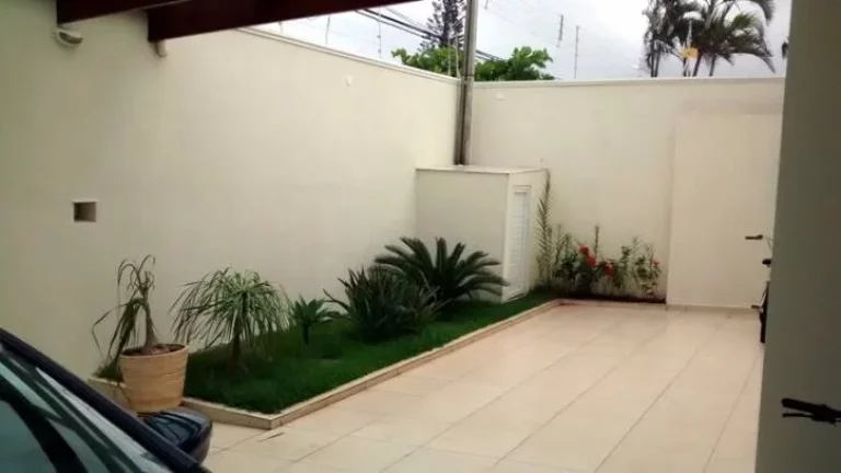 Imagem BELISSIMA CASA A 50 MTS DA PRAIA
