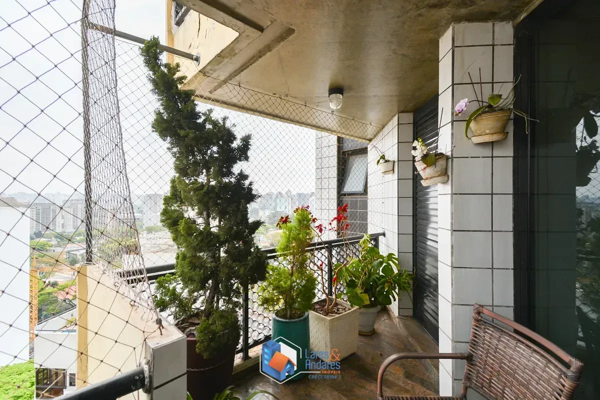 Imagem Apartamento para venda em Moema com 3 quartos, sendo 3 suítes, 202m²