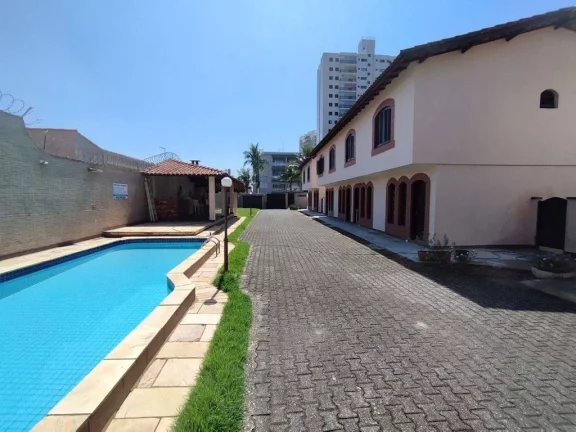 CASA COM 74 m² - IMPERADOR - PRAIA GRANDE SP