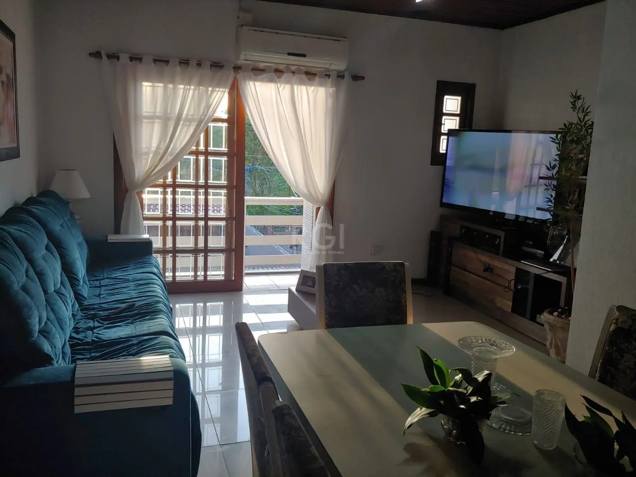 Imagem Casa para Venda - 250m², 3 dormitórios, sendo 1 suites, 5 vagas - Santa Rosa