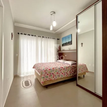 Imagem Geminado semi mobiliado | Jaraguá 99 | 3 quartos (1 suíte) | 96m²