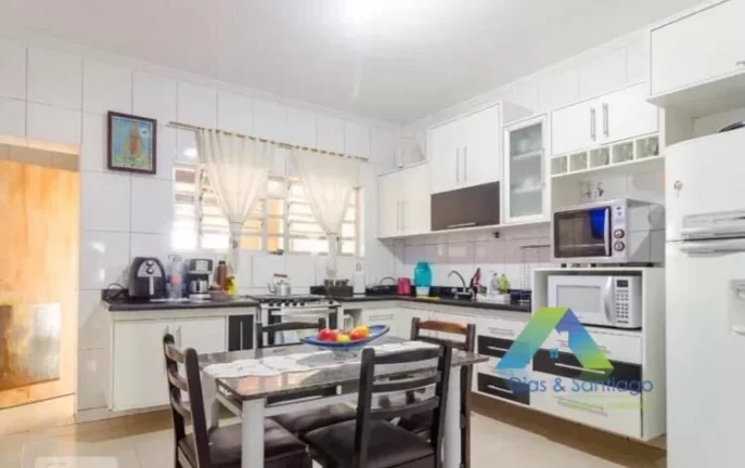 Imagem MIRANDÓPOLIS Lindo Sobrado 200 metros, 3 dormitórios, 1 suíte, 4 vagas espaço gourmet com churrasqueira ótima localização e valor !!!