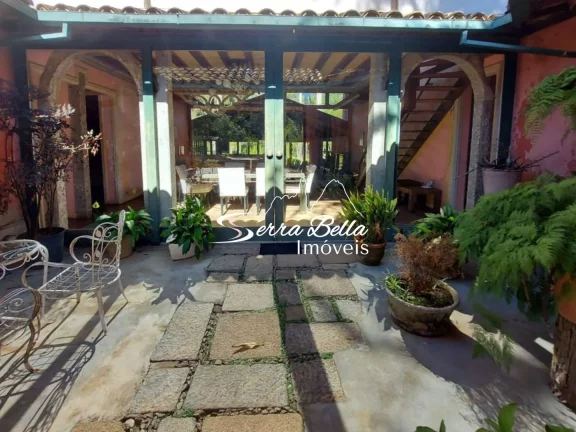 Imagem Casa com 3 dormitórios à venda, 350 m² por R$ 1.800.000,00 - Vargem Grande - Teresópolis/RJ
