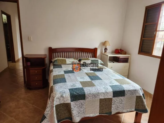 Imagem Chácara com 3 dormitórios à venda, 1704 m² por R$ 669.000,00 - Vila Velha - Caçapava/SP