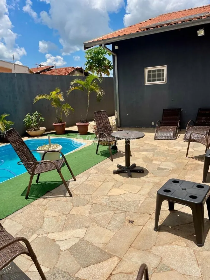 Imagem Casa com 3 dormitórios à venda, 200 m² por R$ 880.000 - Jardim Maria Cândida - São José do Rio Preto/SP