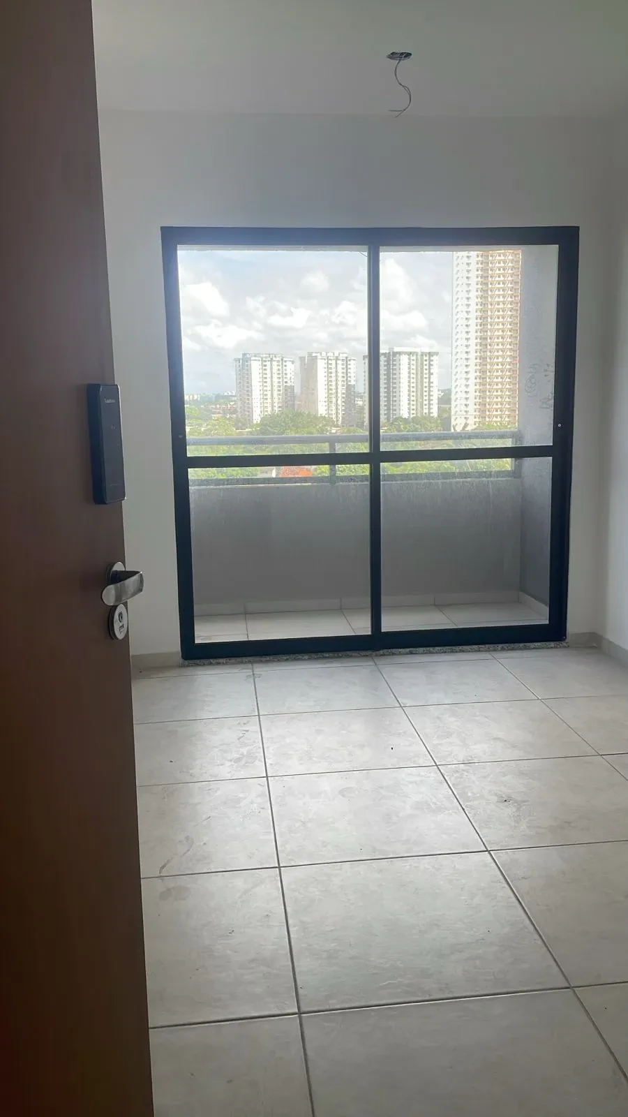 Imagem Apartamento com 2 Quartos à Venda, 45 metros em Caxangá - Recife