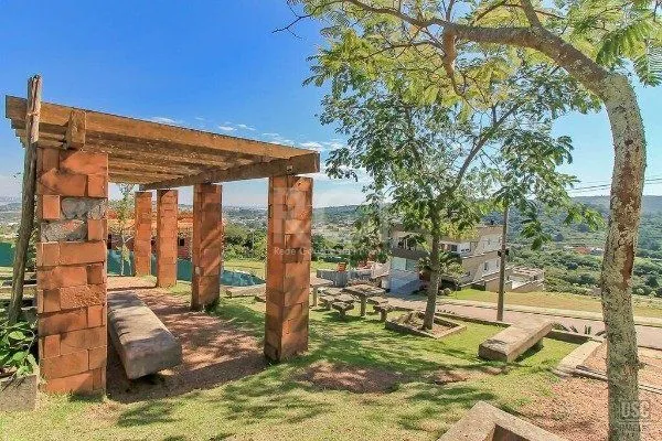 Imagem Terreno para Venda - 616.93m², Alphaville - Estrutura, Segurança e Lazer em um dos condomínios de mais alto padrão de Porto Alegre.