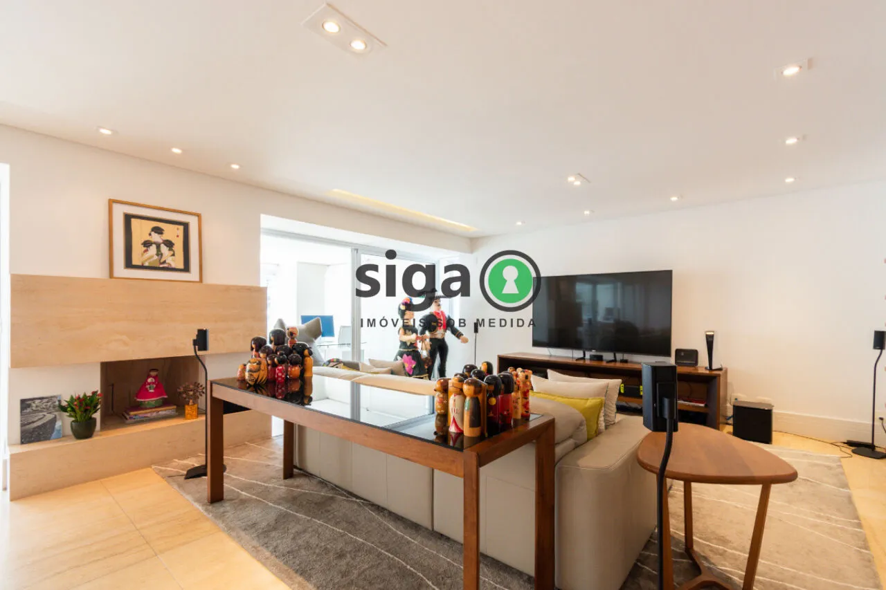 Imagem Apartamento alto padrão à venda em Moema 335 m² 4 suítes e 4 vagas