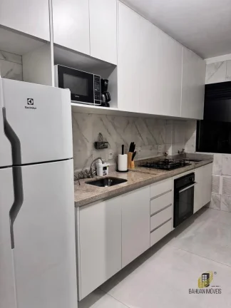 Imagem Apartamento para locação em Cotia-SP, bairro Lageado: 2 quartos, 1 sala, 1 banheiro, 53m² de área. Venha conferir!