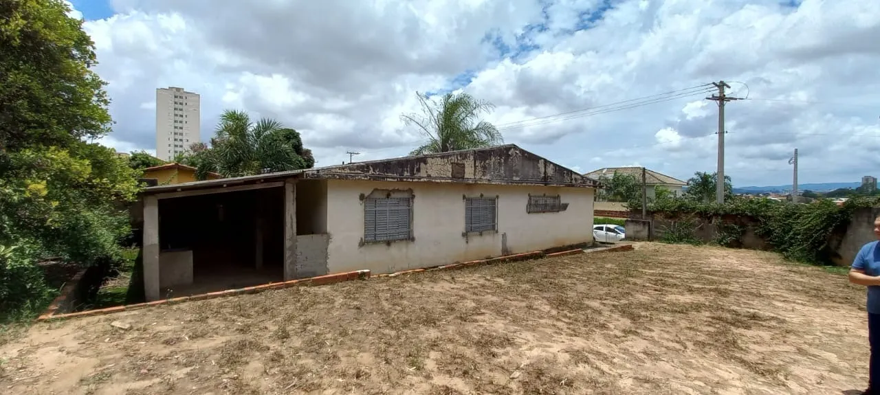 Imagem Terreno 1.500m² no Bairro Jardim Pagliato- Sorocaba próximo ao Campolim