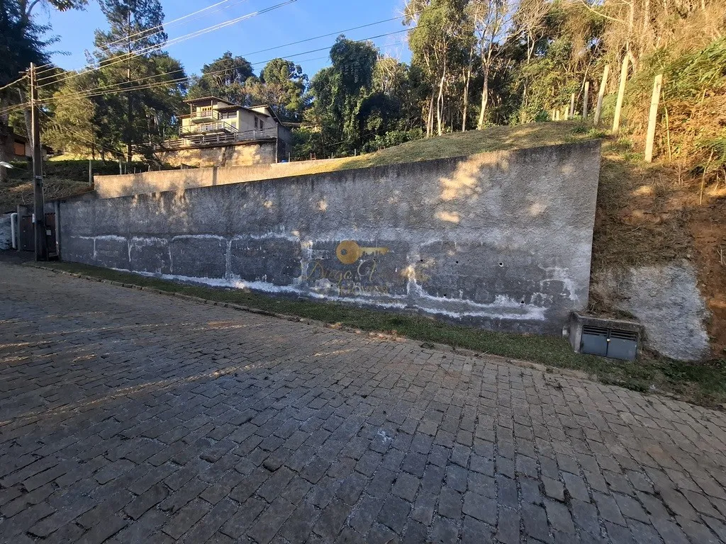 Imagem Terreno em Condomínio para Venda em Teresópolis / RJ no bairro Green Valley