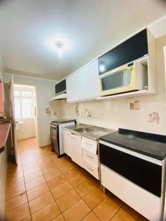 Imagem Uma (01) quadra do mar e próximo da Praça Flávio Boianovski. Apartamento 100% Mobiliado, com 02 d...