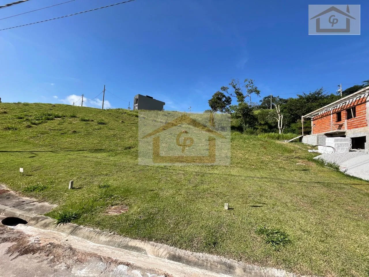 Imagem Quer construir sua casa? Terreno com 125 metros, mais segurança para sua família