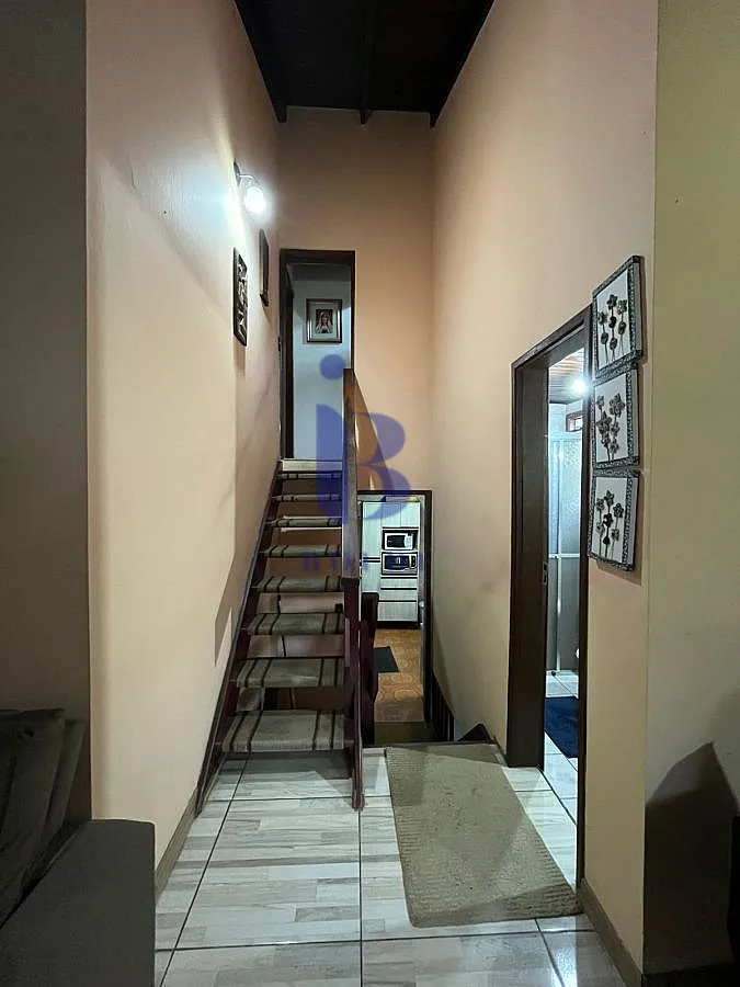 Imagem Casa sobrado na vila nova