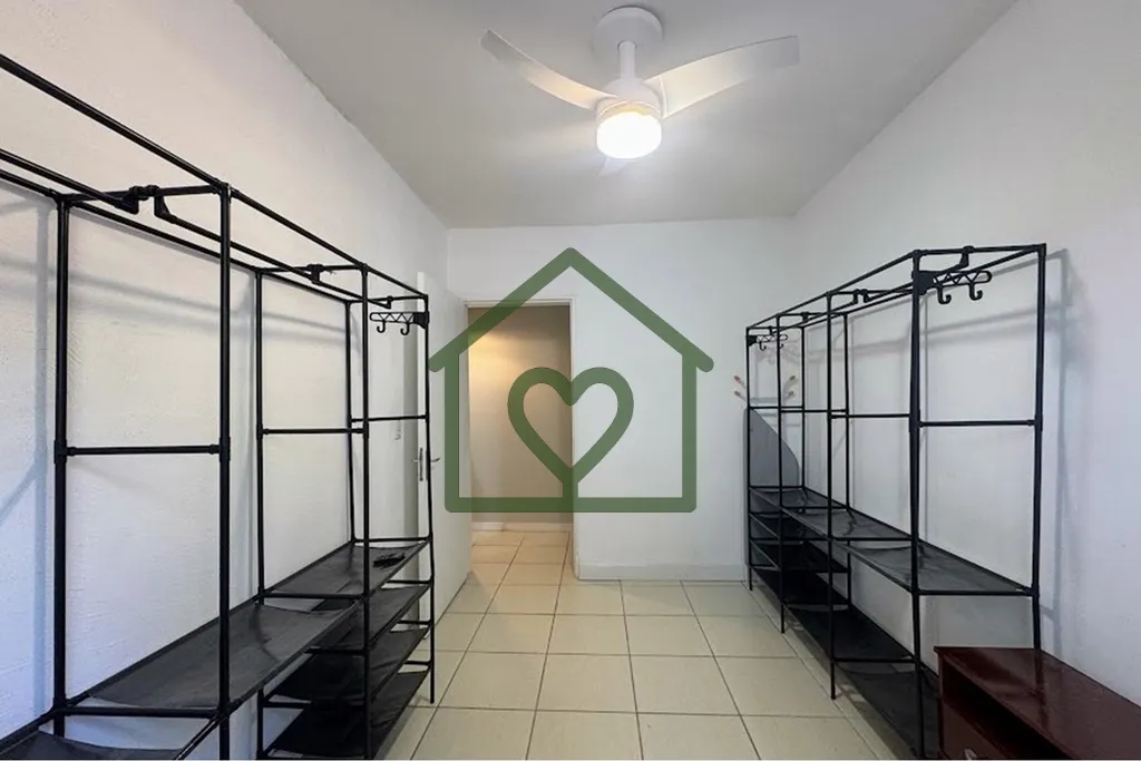 Imagem Apartamento à venda no coração do Jardim Itu Sabará, em Porto Alegre, Rio Grande do Sul! Este im...