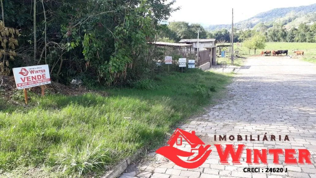 Imagem Amplo terreno com 450m² próximo ao IFRS.