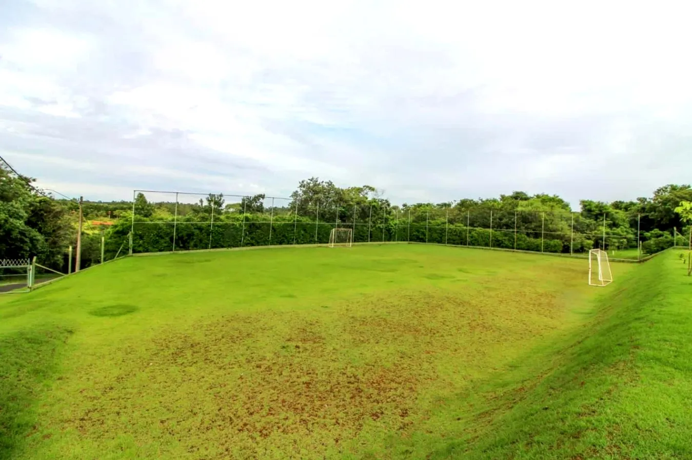 Imagem Casa Alto Padrão para Venda no Condomínio Jardim Solar do Bosque